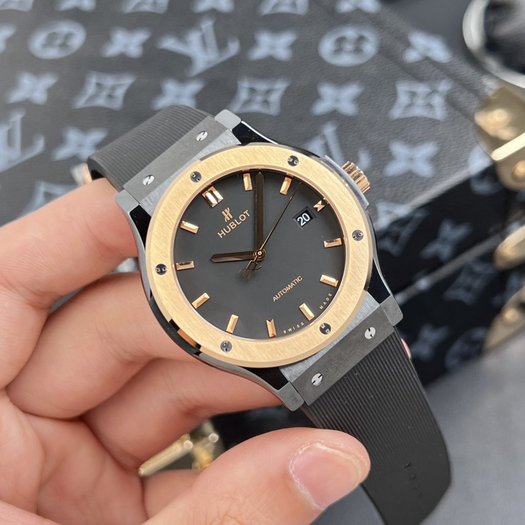 Hublot Classic Fusion Ceramic Replica Watches Demi Rose JJZ Factory 42mm (1)