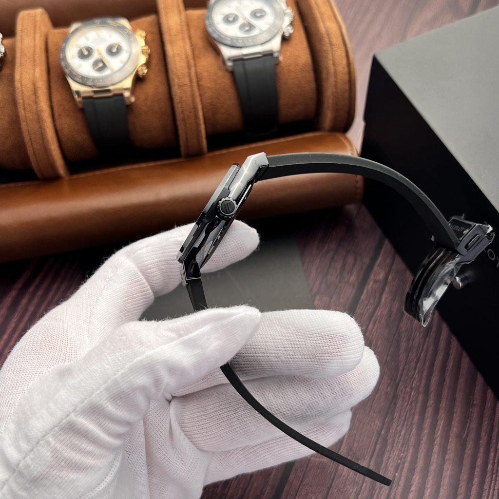 Hublot Classic Fusion Ceramic Replica Watches Green Dial JJZ 42mm (1)