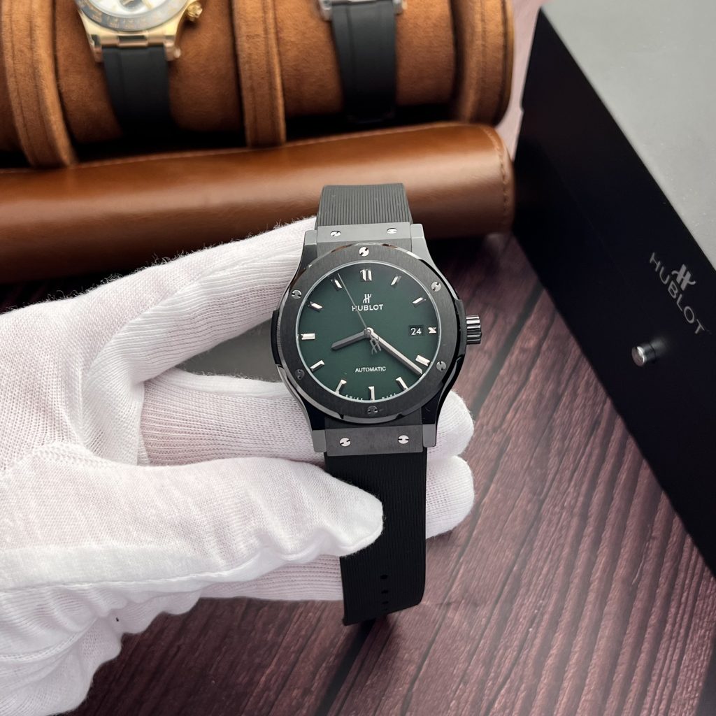 Hublot Classic Fusion Ceramic Replica Watches Green Dial JJZ 42mm (1)