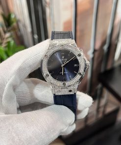 Hublot Classic Fusion Custom Diamonds Moissanite Blue Color 38mm (5)