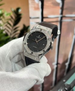 Hublot Classic Fusion Custom Diamonds Moissanite Hong Kong Black 42mm (1)