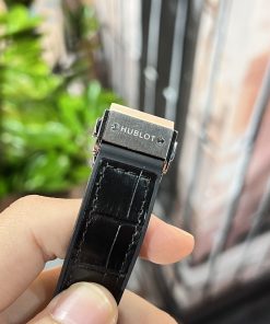 Hublot Classic Fusion Custom Full Diamonds Moissanite 38mm (3)