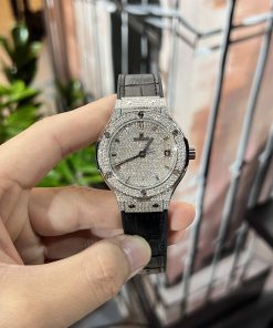 Hublot Classic Fusion Custom Full Diamonds Moissanite 38mm (3)