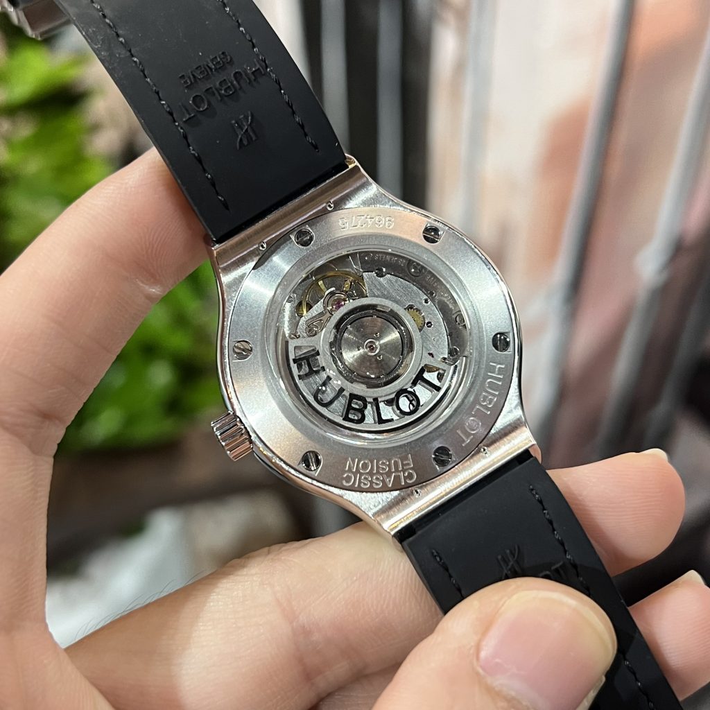 Hublot Classic Fusion Custom Full Diamonds Moissanite 38mm (3)
