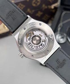 Hublot Classic Fusion Custom Full Diamonds Moissanite Replica Watches 42mm (1)