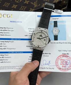 Hublot Classic Fusion Custom Full Diamonds Moissanite Replica Watches 42mm (1)