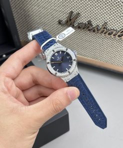 Hublot Classic Fusion Custom Full Moissanite Diamonds Blue Dial Womens Replica Watches 33mm (2)
