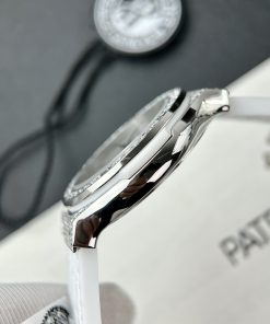 Hublot Classic Fusion Custom Full Moissanite Diamonds Women 33mm (10)