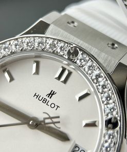 Hublot Classic Fusion Custom Moissanite Diamonds White Color 33mm (9)