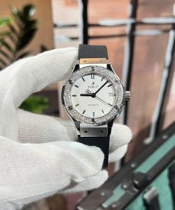 Hublot Classic Fusion Custom Moissanite Diamonds White Dial 38mm (1)