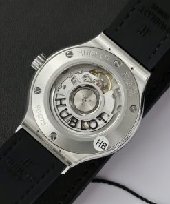 Hublot Classic Fusion Customs Bezel Moissanite Green Color 38mm (2)