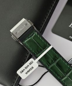 Hublot Classic Fusion Customs Bezel Moissanite Green Color 38mm (2)