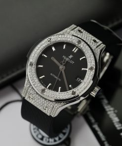 Hublot Classic Fusion Customs Moissanite Diamonds Black Color 38mm (2)