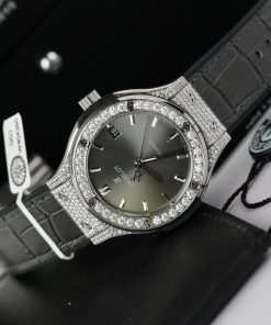 Hublot Classic Fusion Customs Moissanite Diamonds Gray Dial Best Replcia 38mm (1)