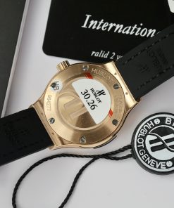 Hublot Classic Fusion King Gold Black Customs Full Moissanite Diamonds HBF 33mm (6)