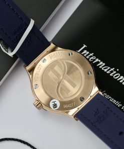 Hublot Classic Fusion King Gold Blue Customs Full Moissanite Diamonds HBF 33mm (9)