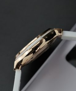 Hublot Classic Fusion King Gold White Customs Full Moissanite Diamonds HBF 33mm (8)