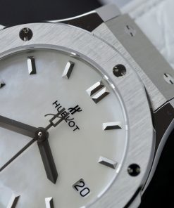 Hublot Classic Fusion Mother Of Pearl Dial Best Replica HB Factory 33mm