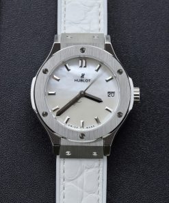 Hublot Classic Fusion Mother Of Pearl Dial Best Replica HB Factory 33mm