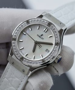 Hublot Classic Fusion Mother Of Pearl Dial Bezel Diamonds HB Factory 33mm