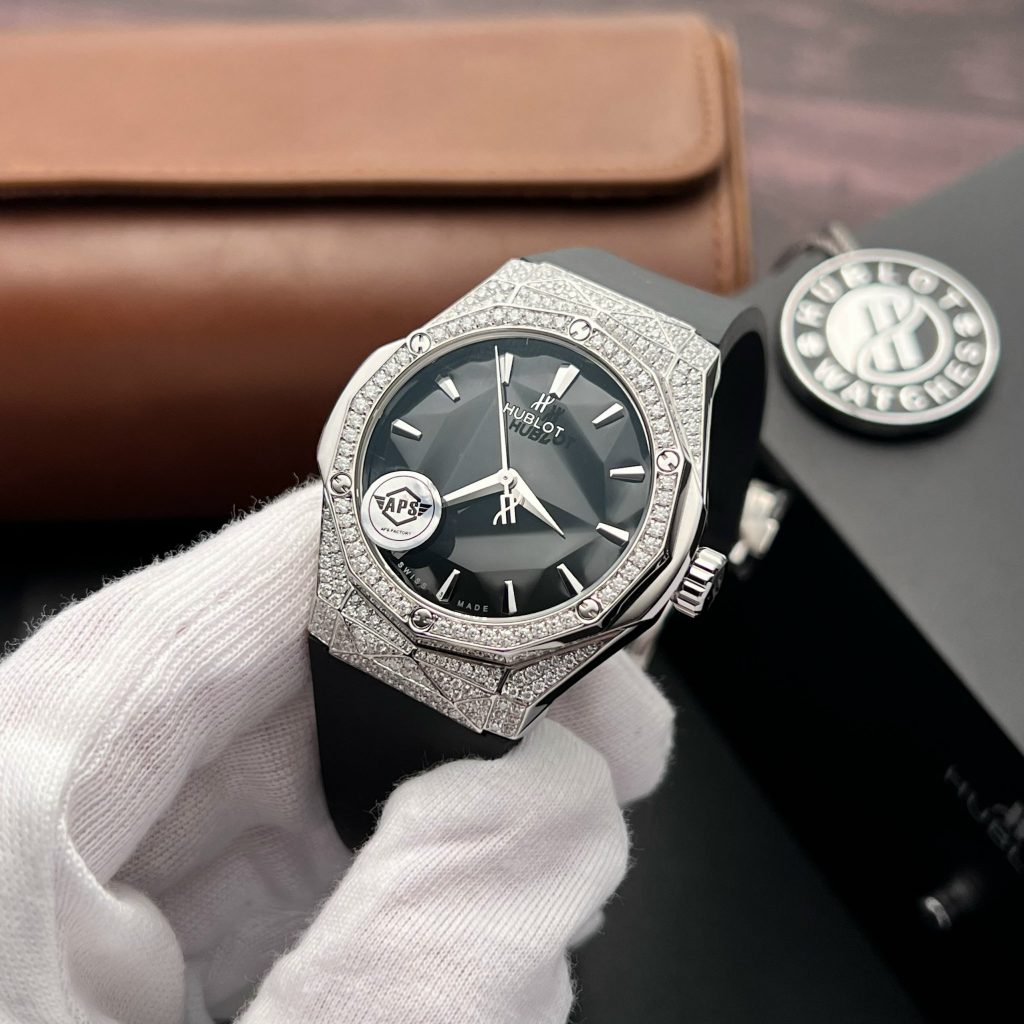 Hublot Classic Fusion Orlinski Full Diamonds Replica Watches APS 40mm (1)