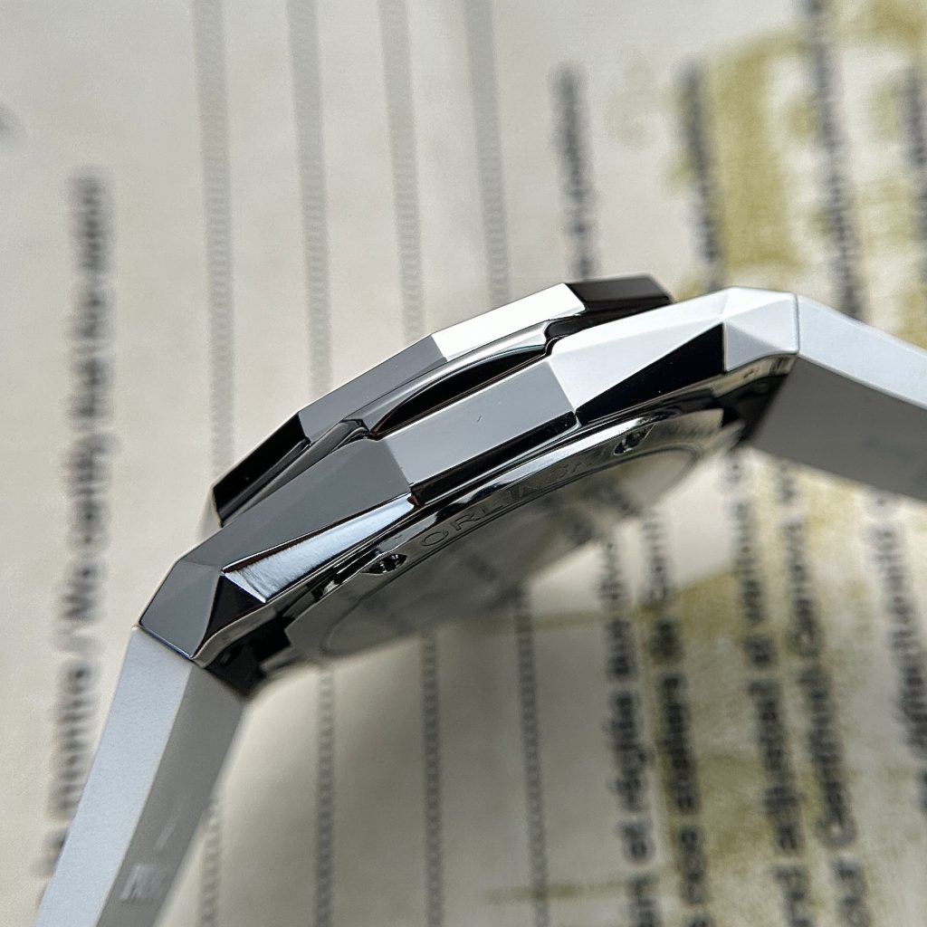 Hublot Classic Fusion Orlinski Titanium White Rubber APS Factory 40mm (1)