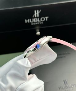 Hublot Classic Fusion Replica 11 Watch Pink Mother Of Pearl Dial 33mm (1)