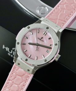 Hublot Classic Fusion Replica 11 Watch Womens Dial Mother Of Pearl Pink 33mm (2)