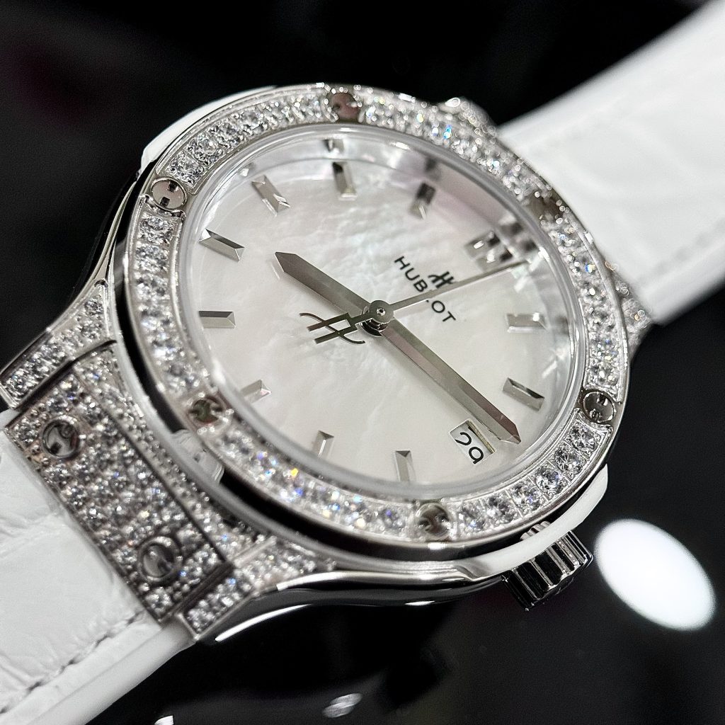 Hublot Classic Fusion Replica Watches Dial Mother Of Pearl White 33mm (2)