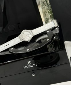 Hublot Classic Fusion Replica Watches Dial Mother Of Pearl White 33mm (2)