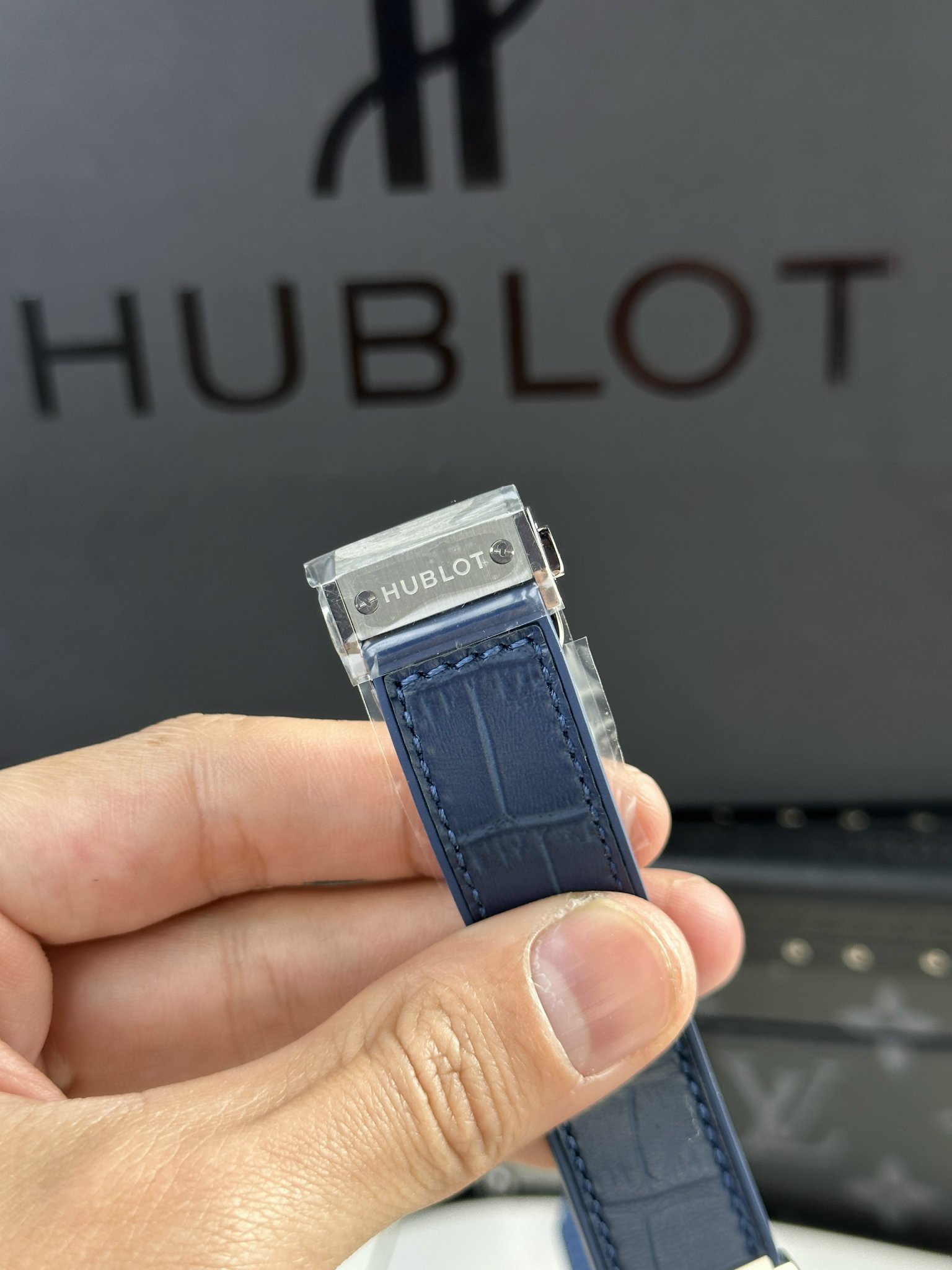 Hublot Classic Fusion Titanium Blue Replica Watches JJF Factory 2024 38mm (3) Hublot Classic Fusion Titanium Blue Replica Watches JJF Factory 2024 38mm (1)