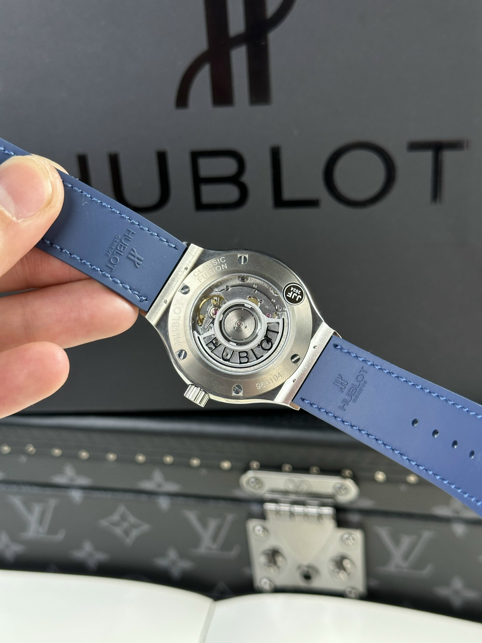 Hublot Classic Fusion Titanium Blue Replica Watches JJF Factory 2024 38mm (8) Hublot Classic Fusion Titanium Blue Replica Watches JJF Factory 2024 38mm (1)