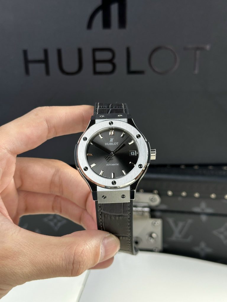 Hublot Classic Fusion Titanium Gray Best Replica JJ Factory 2024 38mm (1)