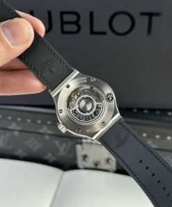 Hublot Classic Fusion Titanium Gray Best Replica JJ Factory 2024 38mm (1)