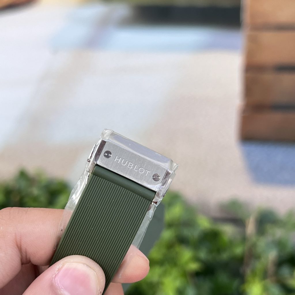 Hublot Classic Fusion Titanium Green Dial Replica Watches JJ+ 42mm (2)