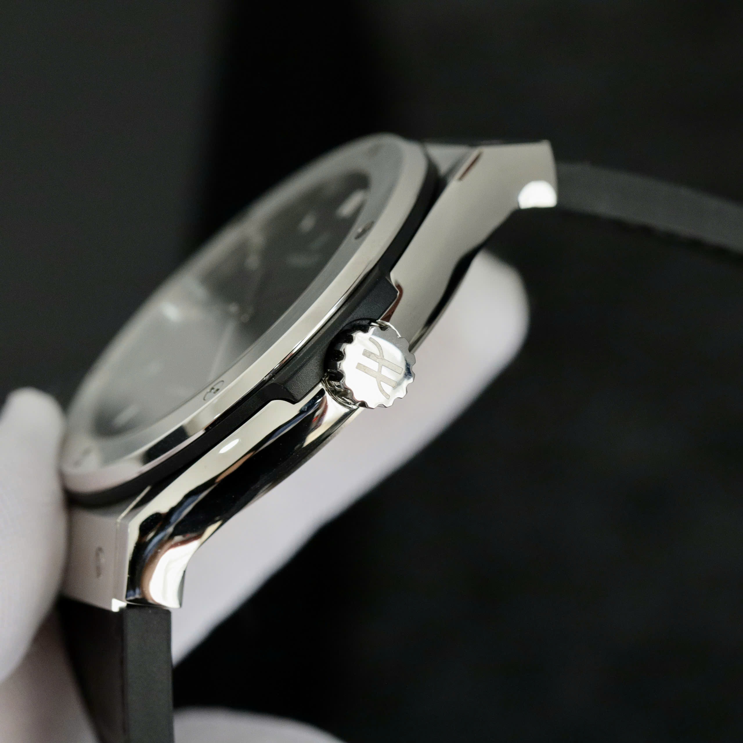 Hublot Classic Fusion Titanium Replica Watches Black Dial JJF 2024 (9) Hublot Classic Fusion Titanium Replica Watches Black Dial JJF 2024 (4)