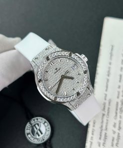 Hublot Replica Watch Customs Full Moissanite Diamonds Women's 33mm (1)