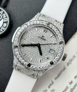 Hublot Replica Watch Customs Full Moissanite Diamonds Women's 33mm (1)