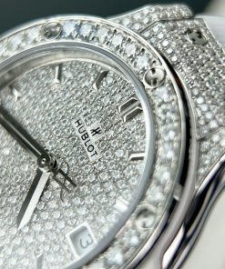 Hublot Replica Watch Customs Full Moissanite Diamonds Women's 33mm (1)