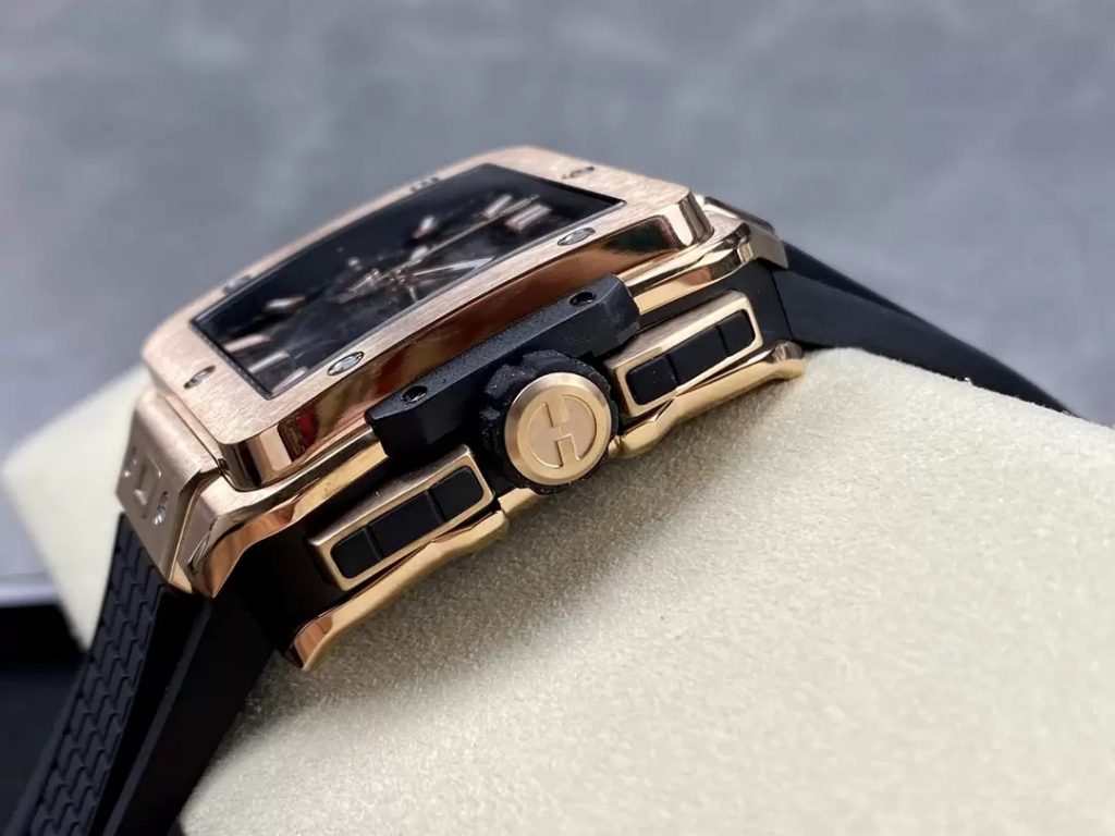 Hublot Square Bang Unico King Gold Replica Watches Best Quality 42mm (1)