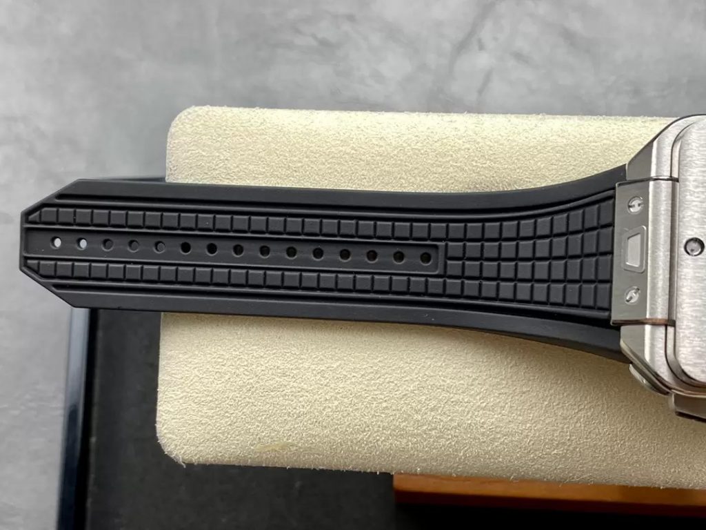 Hublot Square Bang Unico Titanium Replica Watches Best Quality 42mm (8)