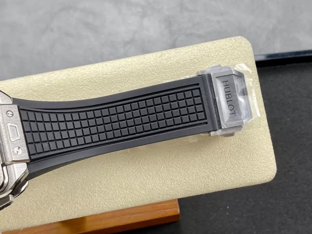 Hublot Square Bang Unico Titanium Replica Watches Best Quality 42mm (8)