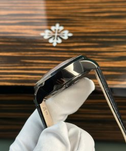 Jacob & Co Casino Roulette Replica Watch Black Leather Strap 44mm (2)