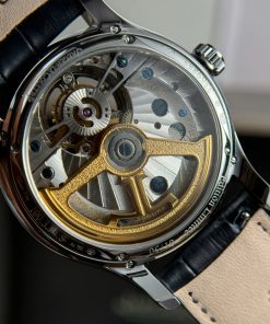 Jaeger Lecoultre Master Ultra Thin Tourbillon Replica Watch APS Factory 40mm (2)