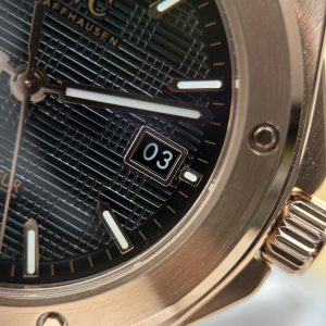 IWC Ingenieur Super Clone Watches Rose Gold With Black Dial GH Factory 40mm (1)