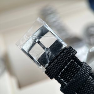 Omega Speedmaster Anniversary Snoopy Black Dial Replica Watches New 2025 Edition 42mm (1)