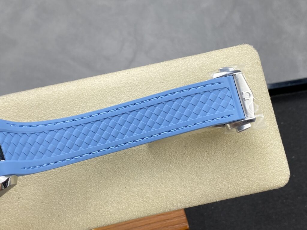 Omega Aqua Terra Worldtimer Summer Blue Replica Watches VSF 43mm (2)