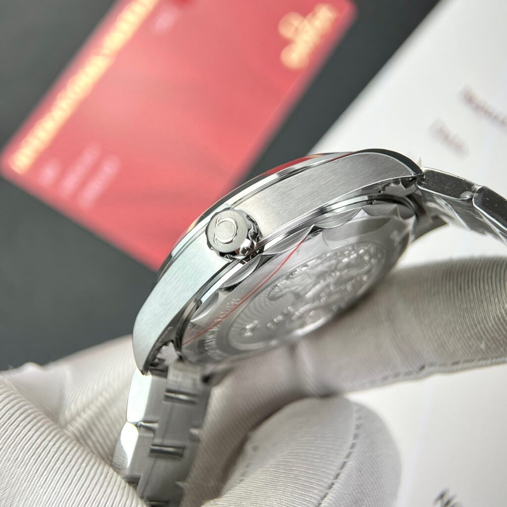 Omega Aqua Terra Worldtimer Summer Blue VS Factory (8)