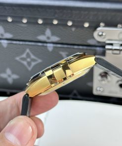 Omega Constellation Replica Watches Dial Black VS Factory 41mm (1)