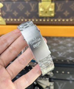 Omega James Bond 007 Limited Edition Replica Watches VS Factory 42mm (2)